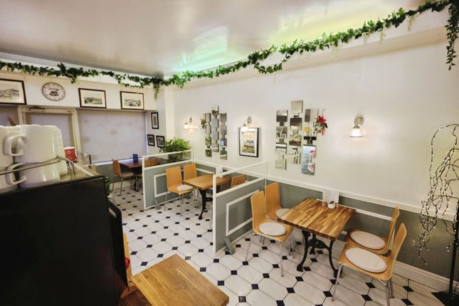Cafe, 10, Fore Bondgate, Bishop Auckland photo 4