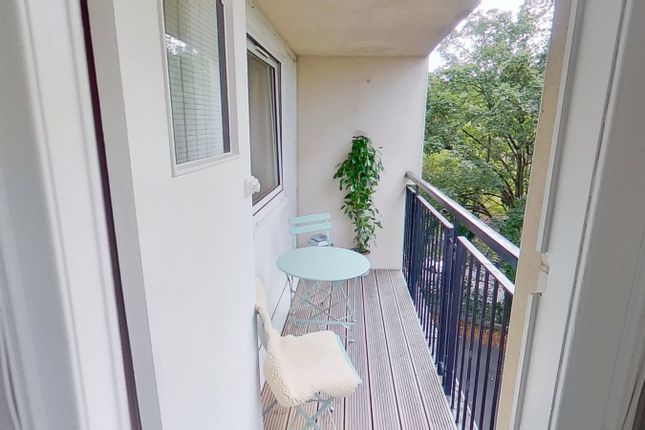 Flat 2/2, 6, Clouston Court, Glasgow photo 3