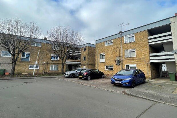 1 bed flat to rent in Rokells, Basildon SS14