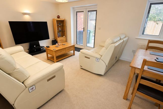 Sydney Wood Court, Chippenham photo 2