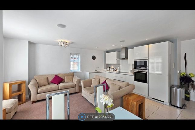 Apartment, Brindley House Waters Way, Worsley, Manchester photo 3