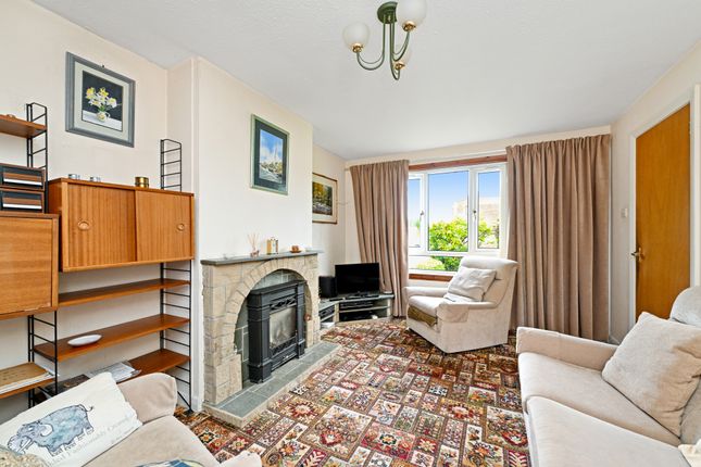 1, Ravendean Gardens, Penicuik photo 2