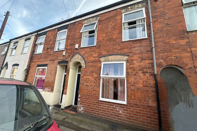 Thumbnail Terraced house for sale in Sharp Street, Hull