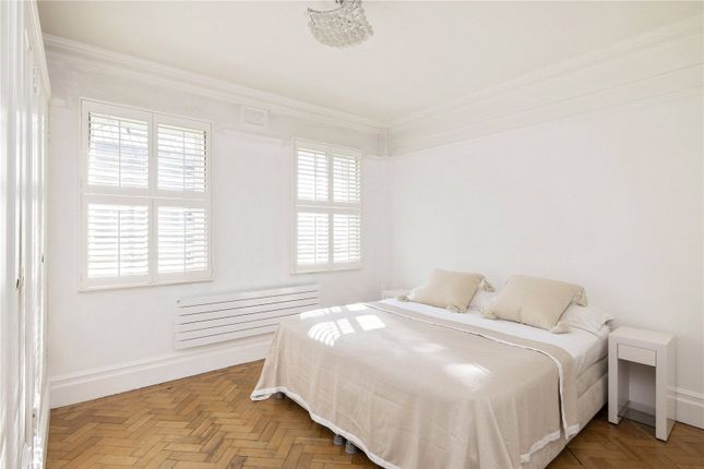 Flat 17,, Rossetti House, Fitzrovia photo 4