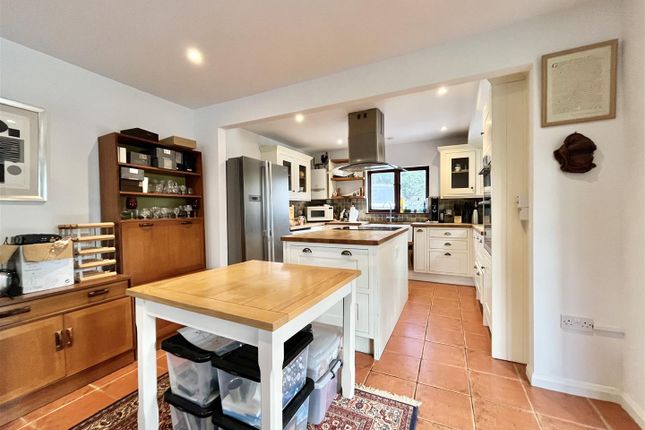 76, Lower Waites Lane, Fairlight photo 2