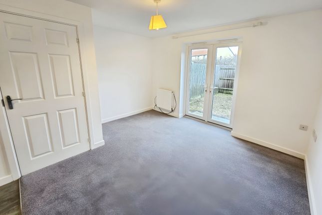 26, Luccombe Oak, Exeter photo 5