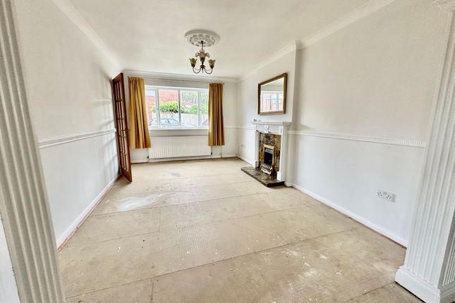 4, Heathfield Close, Doncaster photo 4