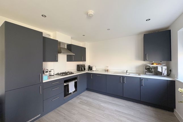 4 Claydon Way, Pamington, Tewkesbury photo 4