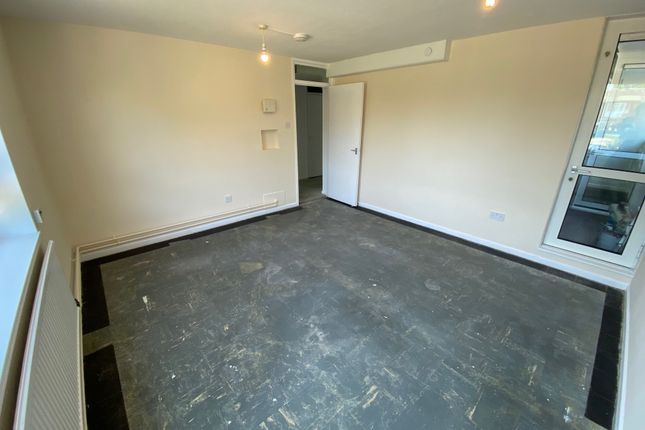 9, Stevenage photo 5