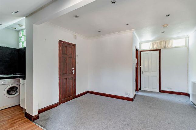 8662194-Interior09-800.Jpg