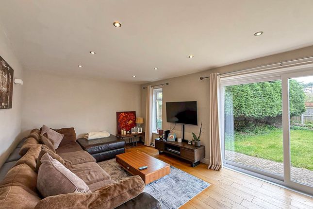 21 Ascot Drive, Wirral photo 2