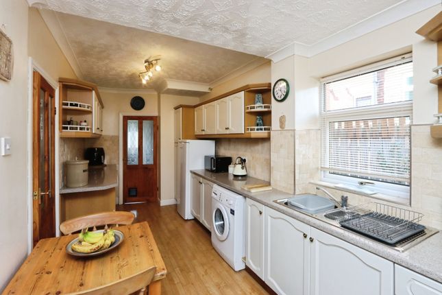 469, Hastilar Road South, South Yorkshire photo 2