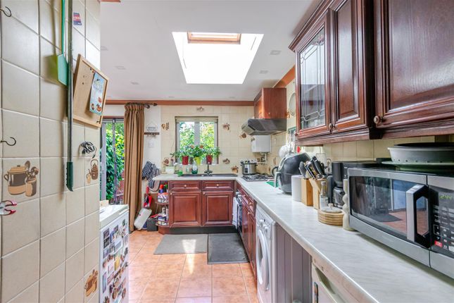 67, Boxtree Lane, Harrow photo 4