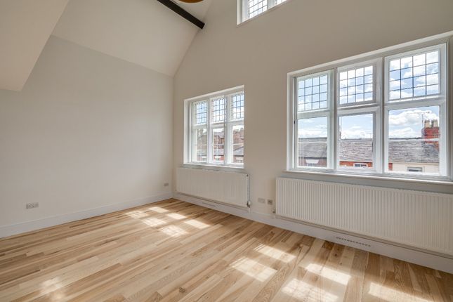 Apartment 8, 2, Overleigh Road, Cheshire photo 3