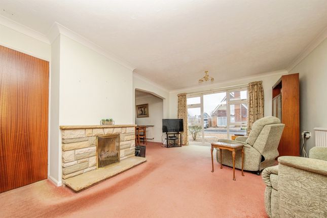 40, Sandringham Close, Ipswich photo 4