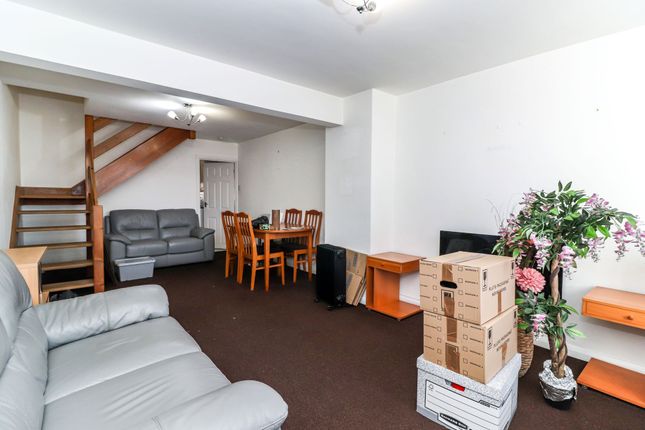 77 Primrose Hill, Kings Langley photo 5