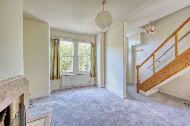 12, Vernon Avenue, Raynes Park photo 4
