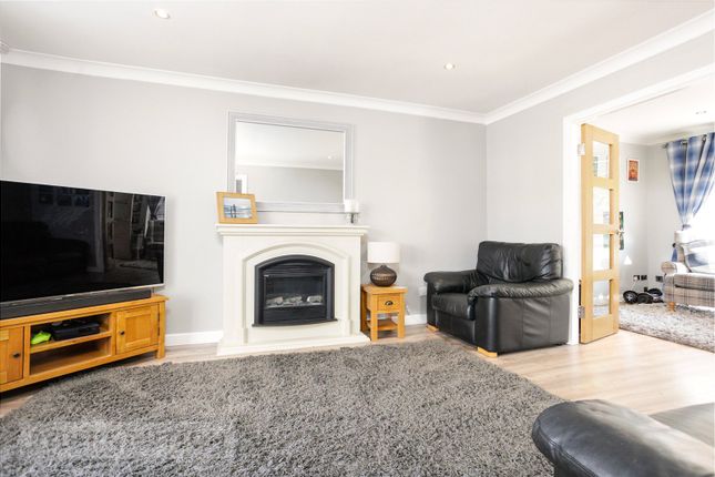 5, Grovewood Close, Greater Manchester photo 4