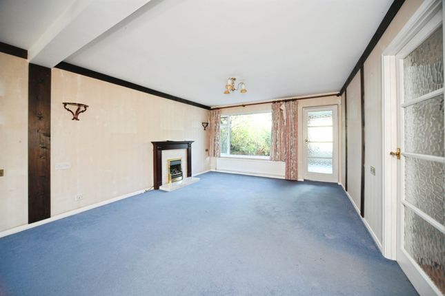 83, Vincent Road, Luton photo 2