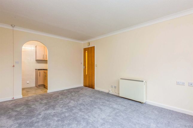 37, Homesands House, Park Road, Southport photo 2