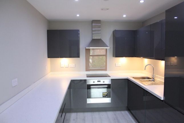 1 Bed Flat To Rent In Victoria Avenue Southend On Sea Ss2
