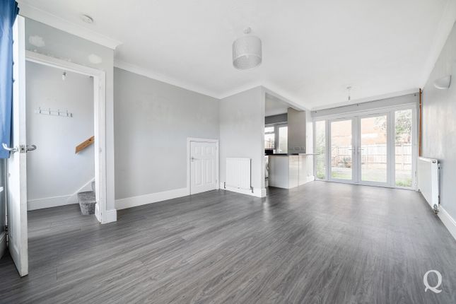 39, Palmerston Walk, Kent photo 2
