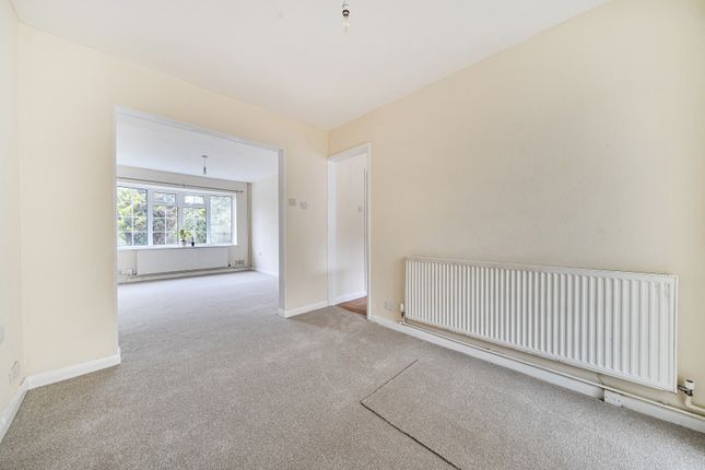 70, Kestrel Close, Bristol photo 2