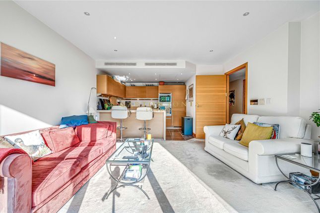 Thumbnail Flat for sale in Eustace Building, Queenstown Road, Chelsea Bridge Wharf