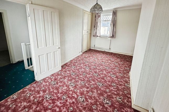5 Green Circle, Bridgend photo 4