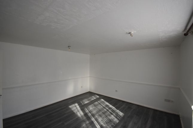 1, Bassett Croft, Birmingham photo 3