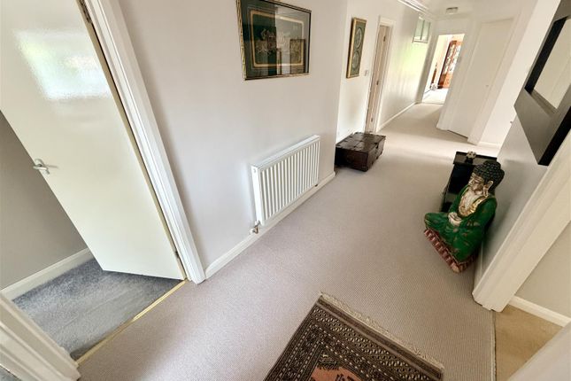 16, Bradgate Road, Hinckley photo 2