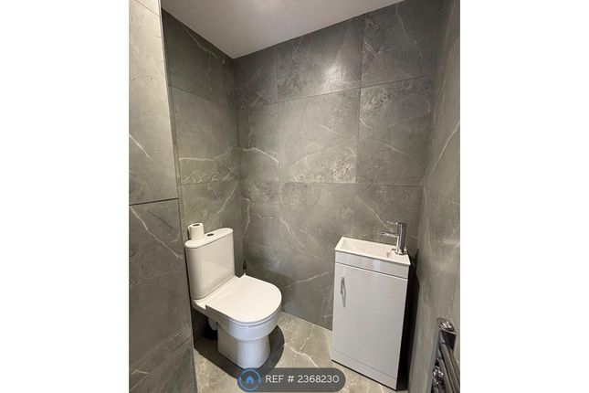 Wrenthorpe Road, Wrenthorpe, Wakefield photo 5