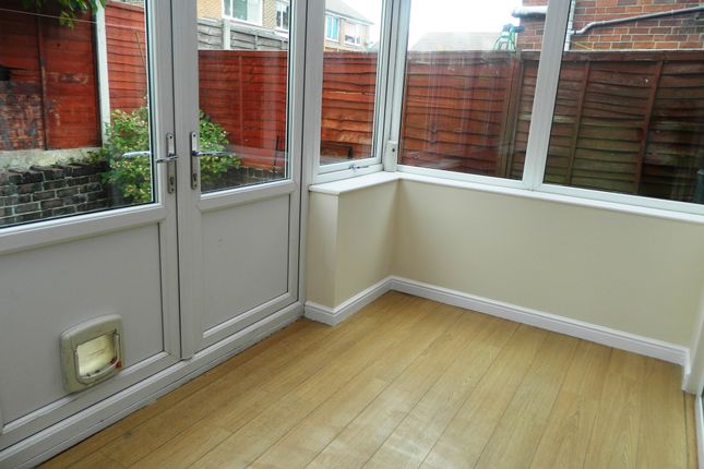 15, Wycliffe Street, Ossett photo 3