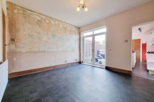 8, Alexandra Road, Sleaford photo 3