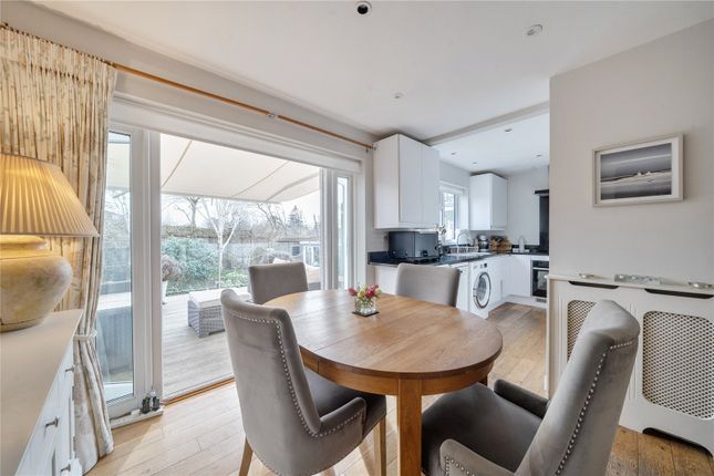 14, Mulberry Close, Ash Vale photo 3