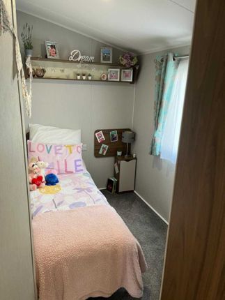 Mobile/park home for sale in Willerby Seasons 2021, Filey