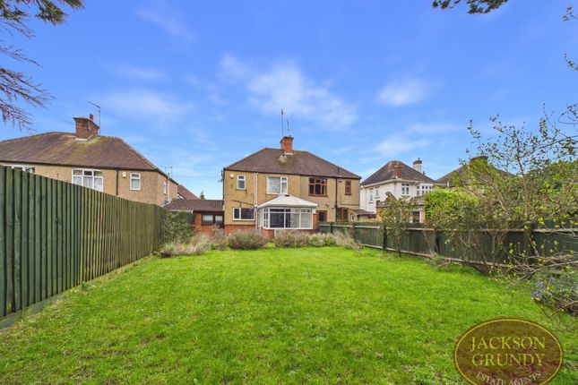 26, Bush Hill, Northampton photo 4
