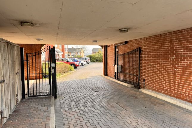 APT 5,, 40 Bolton Road, Aspull photo 2