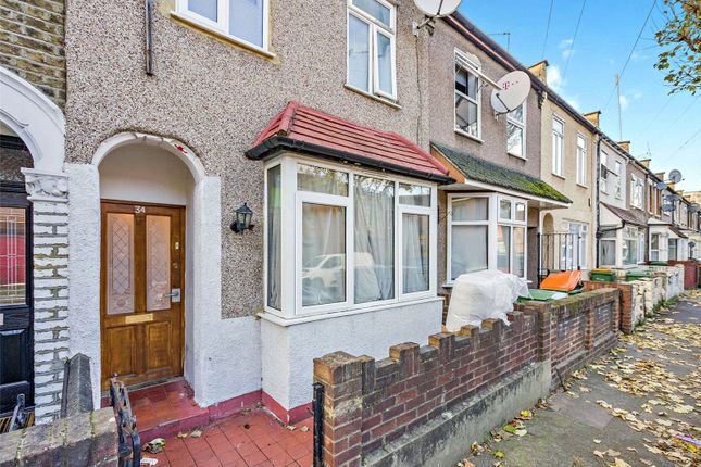 Terraced house for sale in Holbrook Road, London