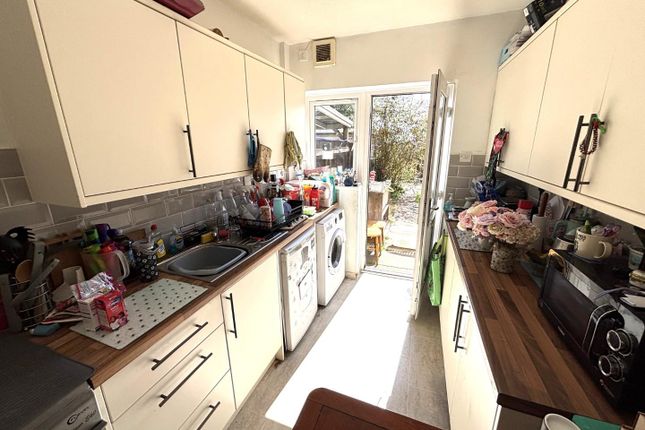 41, Bircham Crescent, Gainsborough photo 3