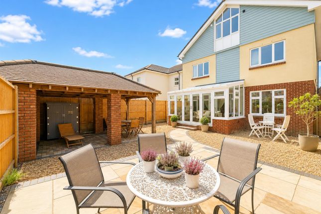 140, Portsmouth Road, Lee-On-The-Solent photo 3