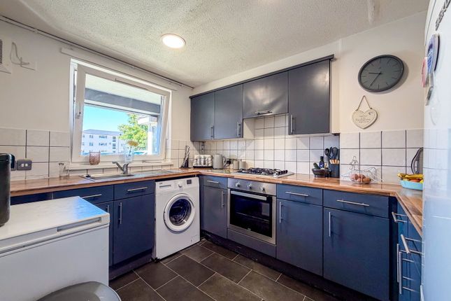 64, Africa Drive, Southampton photo 4