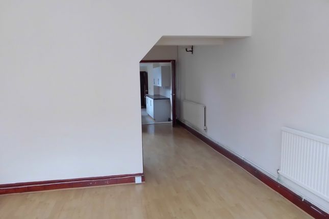 Terraced house to rent in Gipsy Road, Belgrave, Leicester