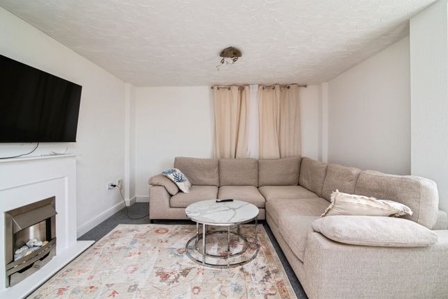 Apartment 41, The New Alexandra Court, Woodborough Road, NOTTINGHAM photo 3