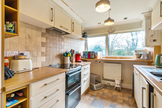 Flat for sale in Chessington Road, Ewell