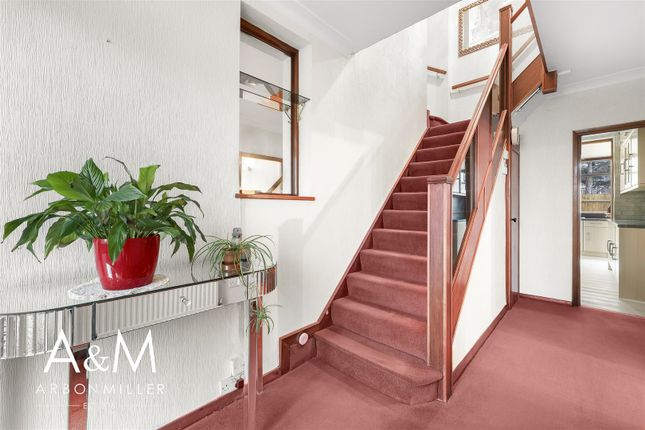 1A, Chadacre Avenue, Clayhall photo 3