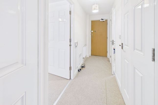 26 Dene Court, 40 Stafford Road, Caterham photo 4