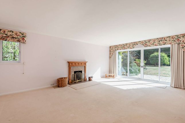 61, Burkes Road, Buckinghamshire photo 2