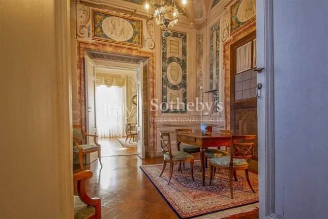 Villa for sale in Viale Macallè, Pistoia, Toscana