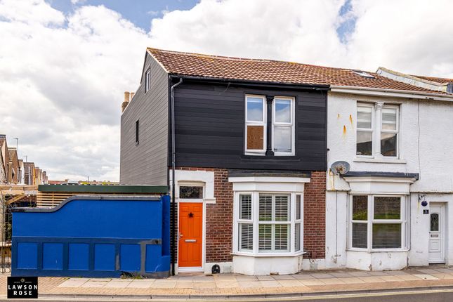 2-bed terraced on 98 Cromwell Road, Southsea, £300,000